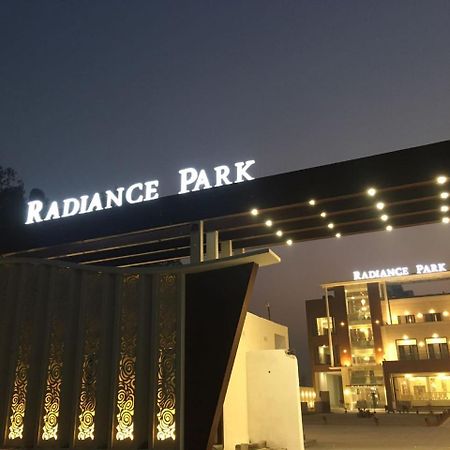 Hotel Radiance Park Rampur  Экстерьер фото